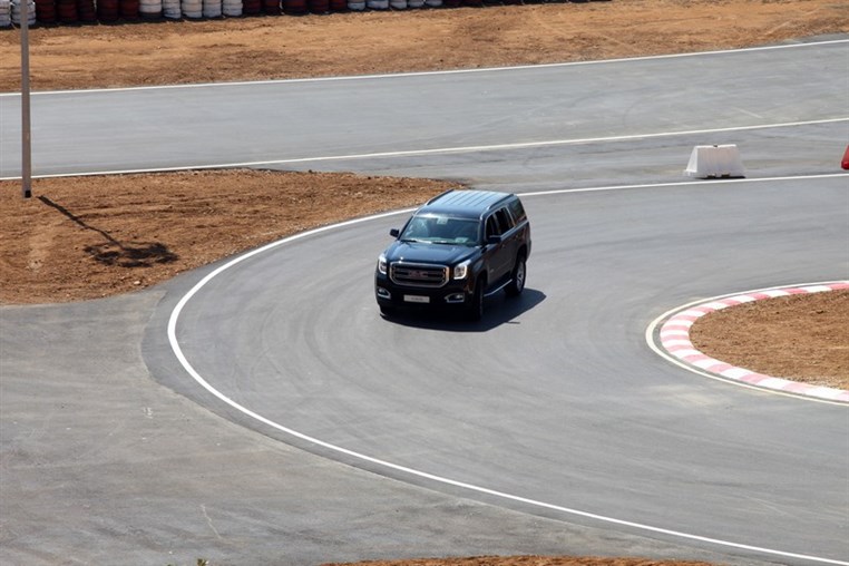 The new GMC Yukon… on a race track! 